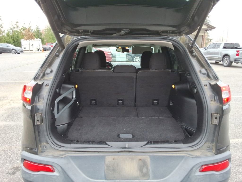 2016 Jeep Cherokee Altitude