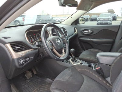 2016 Jeep Cherokee Altitude
