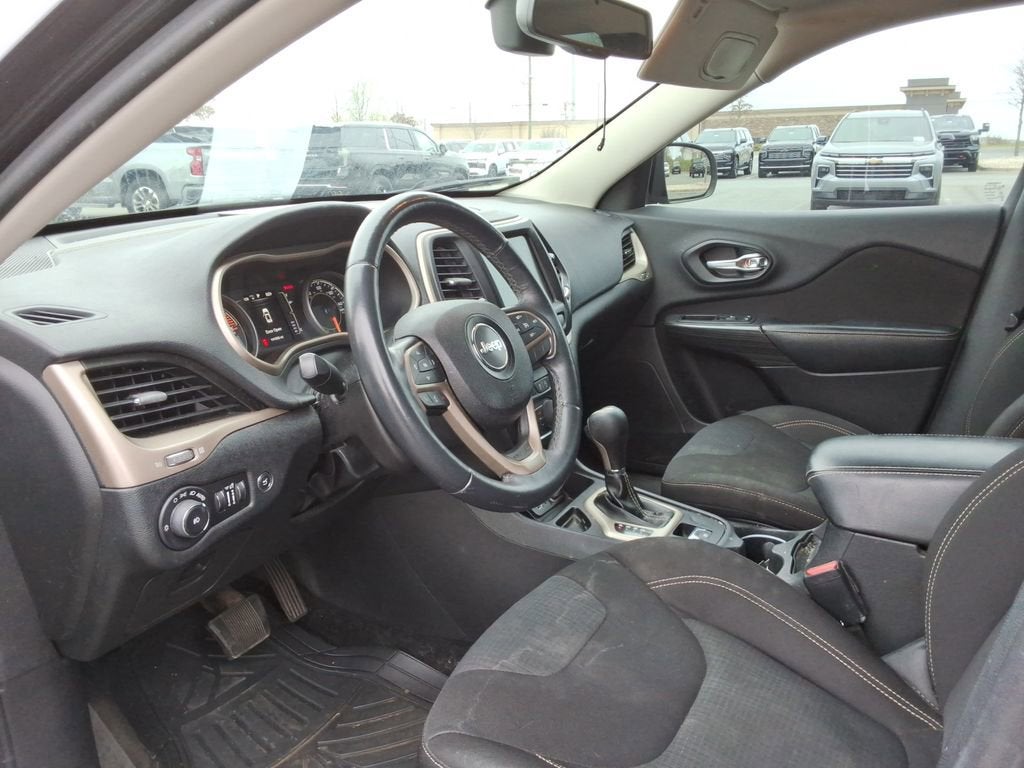 2016 Jeep Cherokee Altitude