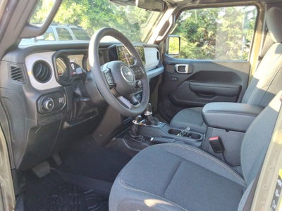 2025 Jeep Wrangler 4-Door Summit 4x4