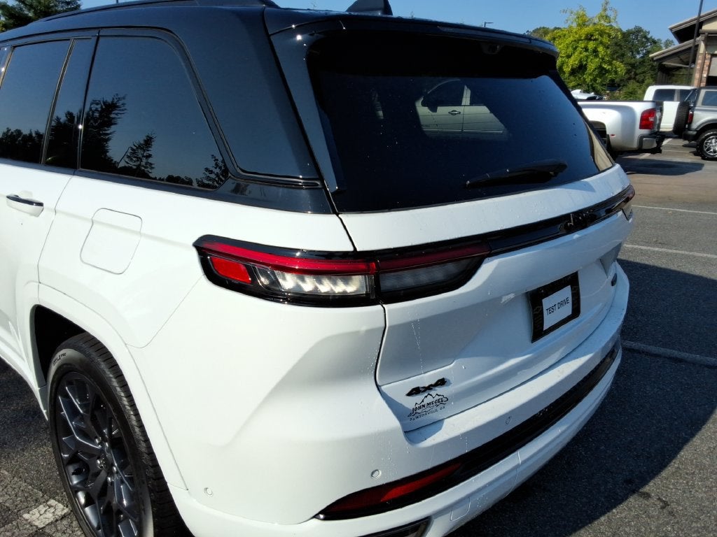 2025 Jeep Grand Cherokee Summit Reserve 4x4