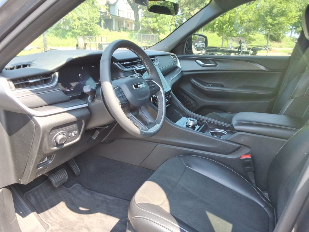 2025 Jeep Grand Cherokee L Altitude X 4x2