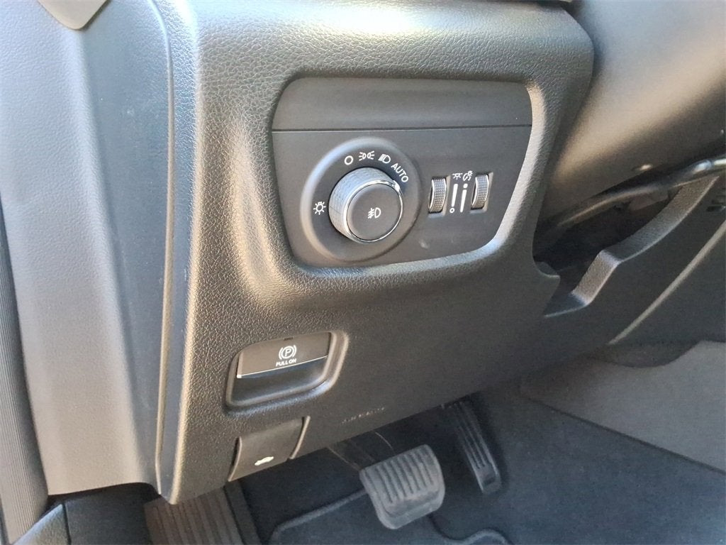 2025 Jeep Grand Cherokee L Limited 4x2