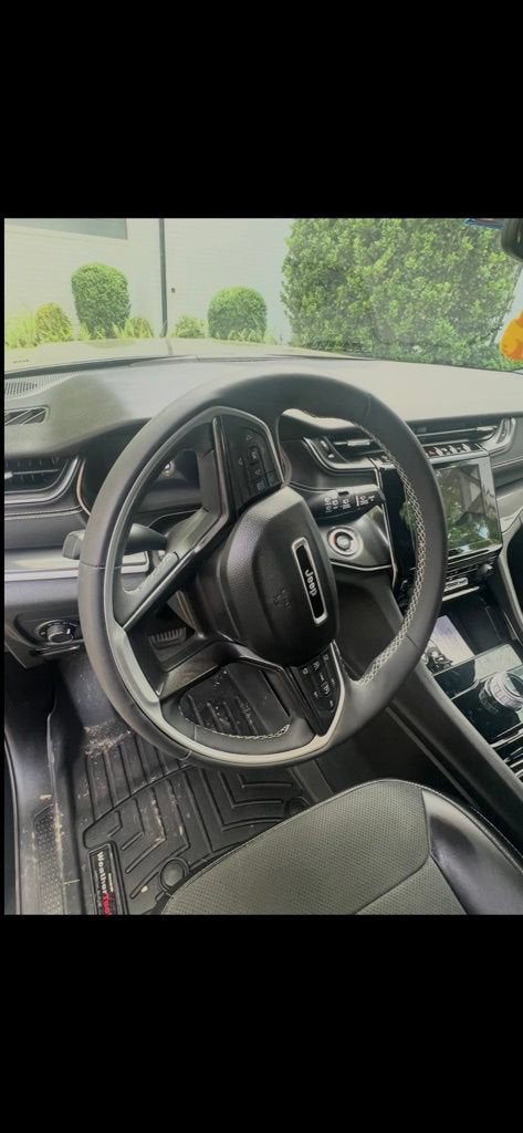 2023 Jeep Grand Cherokee L Altitude 4x4