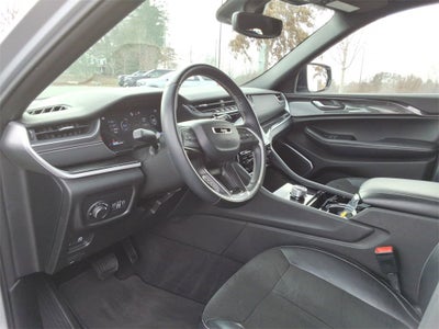 2022 Jeep Grand Cherokee L Altitude 4x4