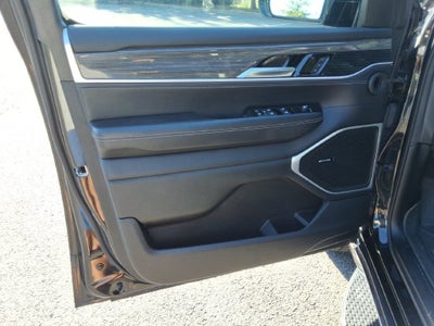 2022 Jeep Wagoneer Series III 4x2