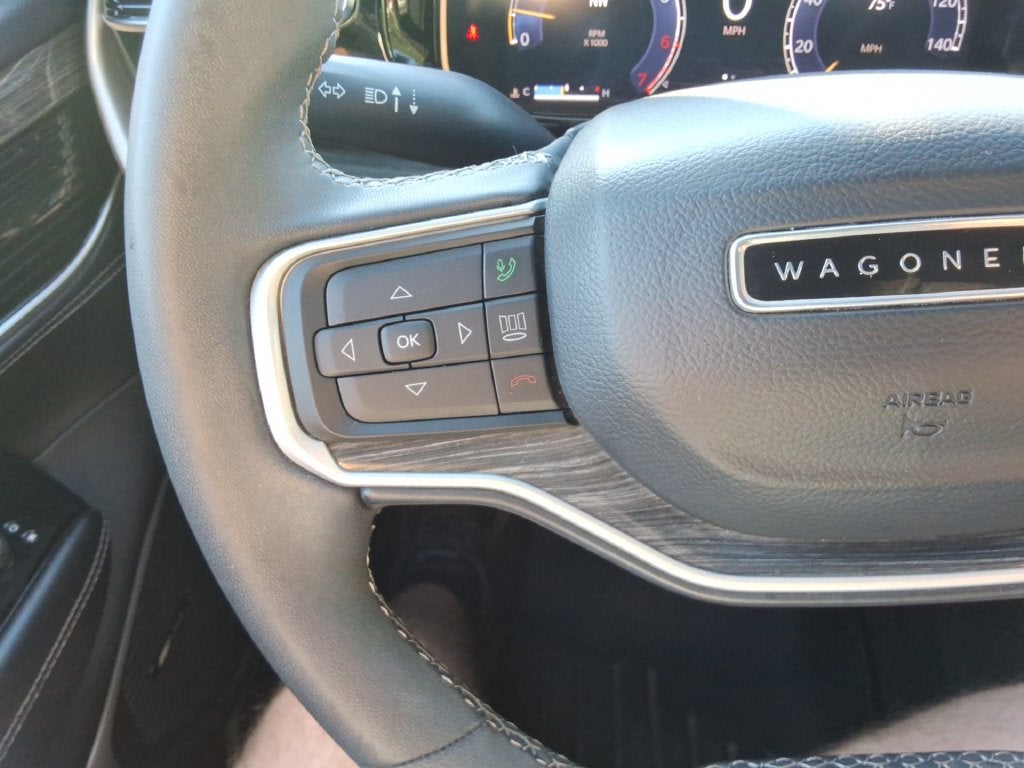 2022 Jeep Wagoneer Series III 4x2