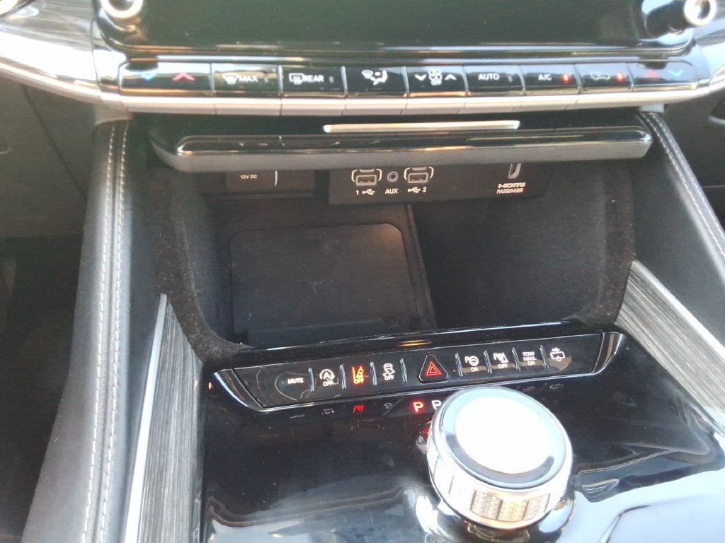2022 Jeep Wagoneer Series III 4x2
