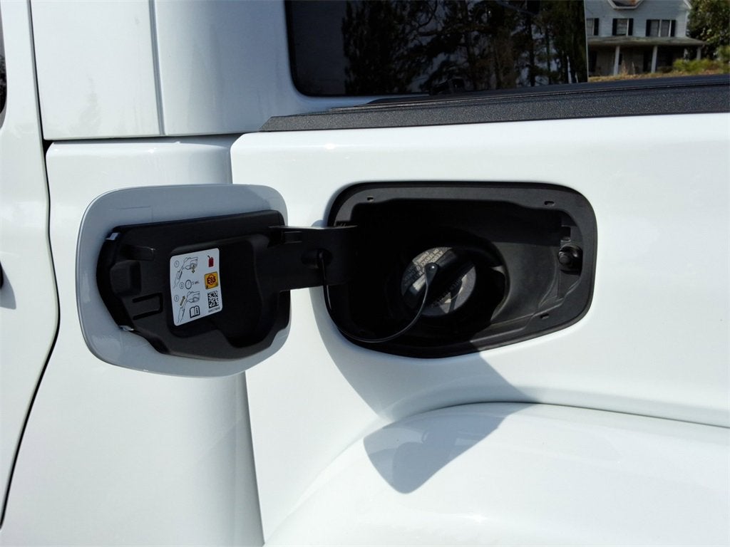 2025 Jeep Gladiator Mojave X