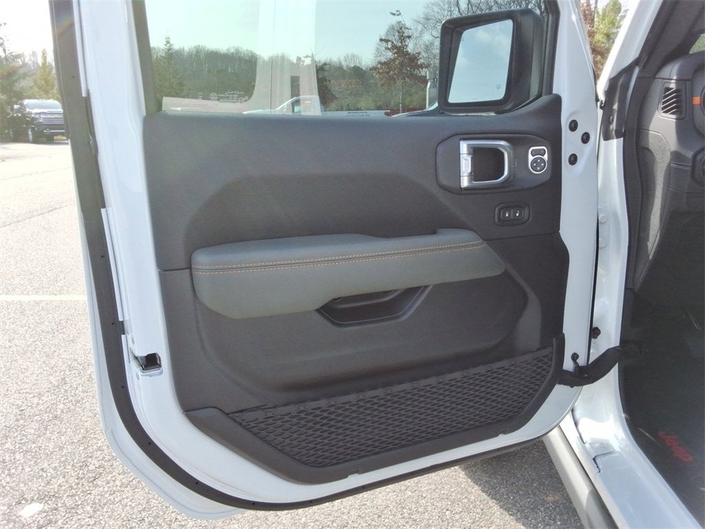 2025 Jeep Gladiator Mojave X