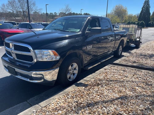 2019 RAM 1500 Classic SLT Crew Cab 4x2 6'4" Box