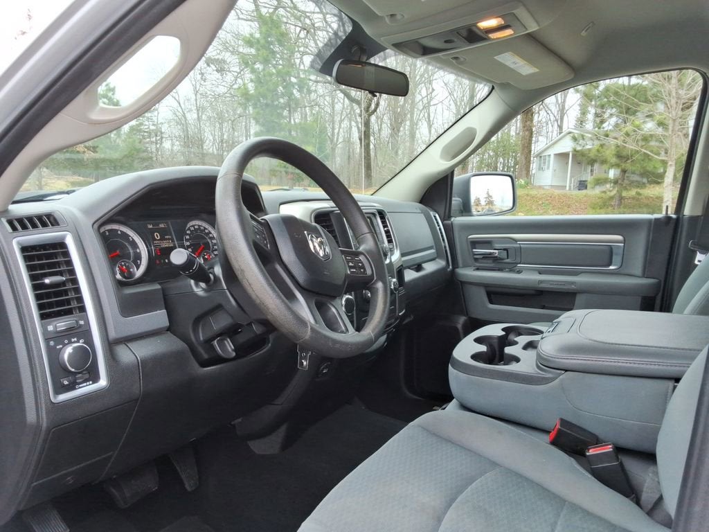 2019 RAM 1500 Classic SLT Crew Cab 4x4 6'4" Box