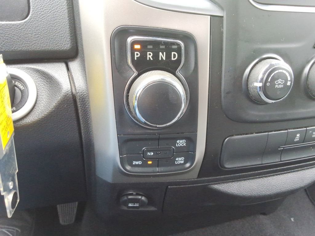 2019 RAM 1500 Classic SLT Crew Cab 4x4 6'4" Box