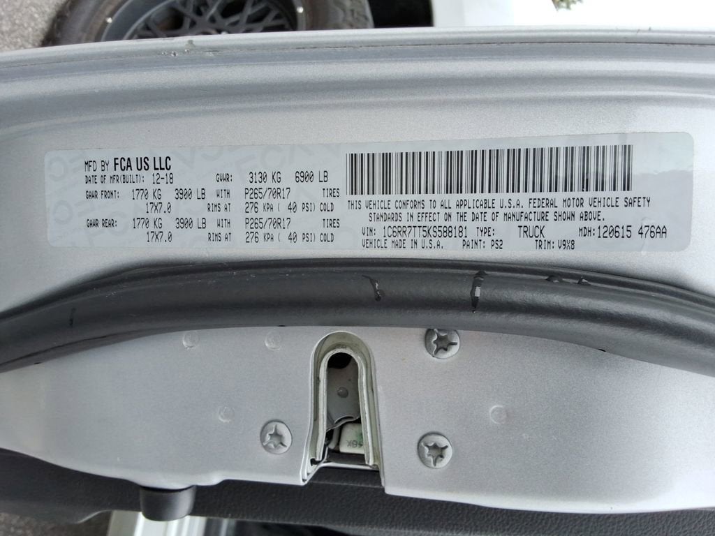 2019 RAM 1500 Classic SLT Crew Cab 4x4 6'4" Box