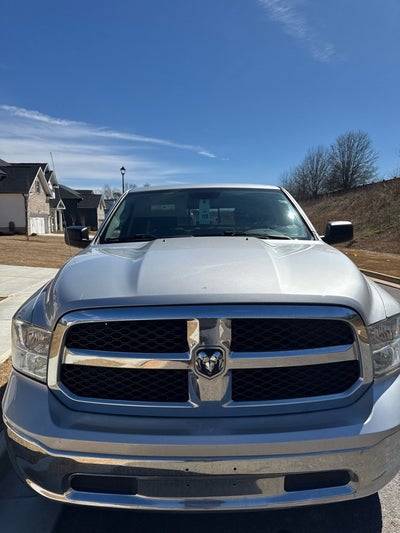 2019 RAM 1500 Classic SLT Crew Cab 4x4 6'4" Box