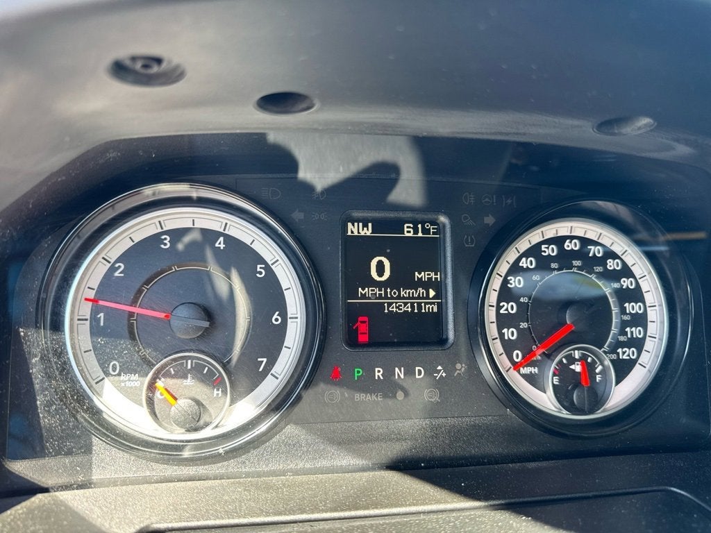 2019 RAM 1500 Classic SLT Crew Cab 4x4 6'4" Box