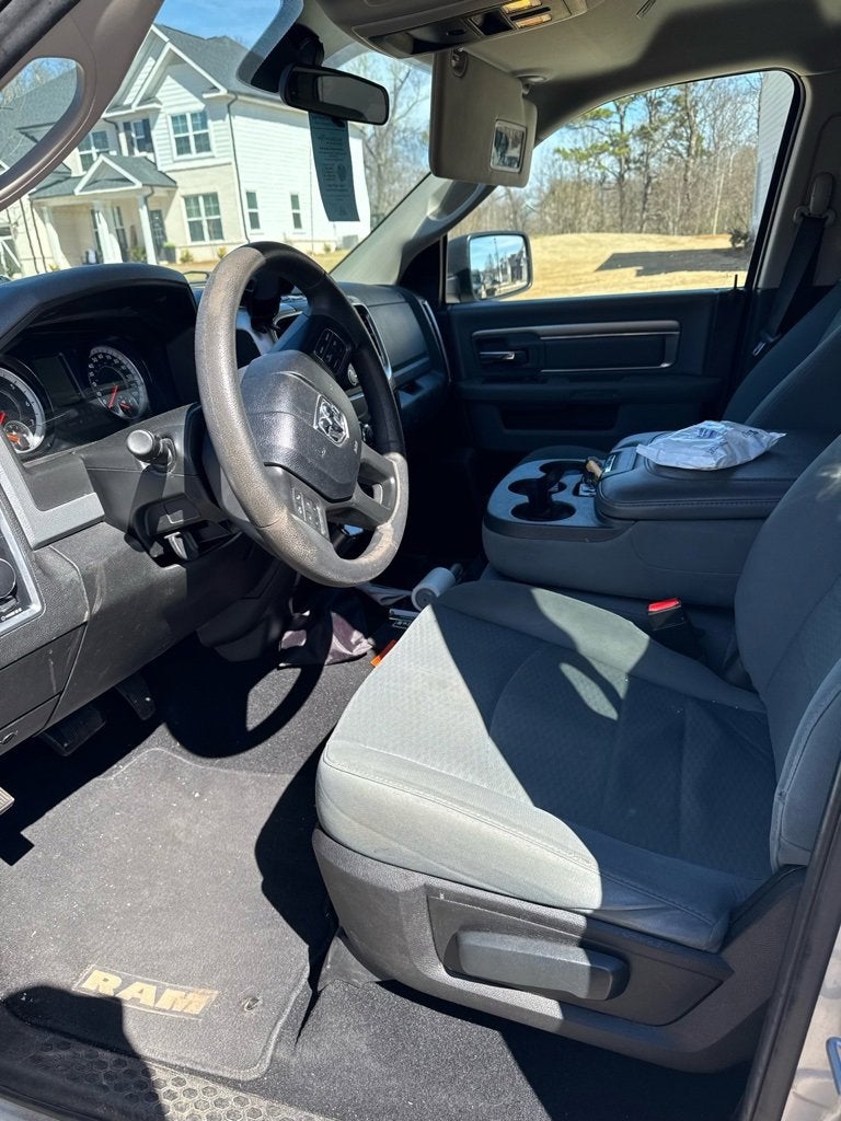 2019 RAM 1500 Classic SLT Crew Cab 4x4 6'4" Box