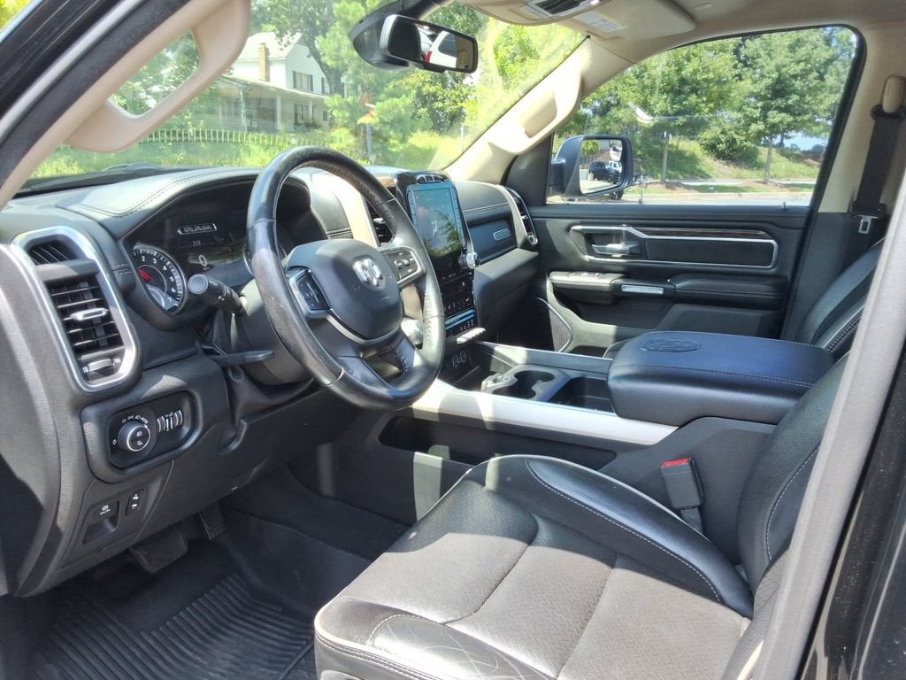 2019 RAM 1500 Laramie Crew Cab 4x2 5'7" Box