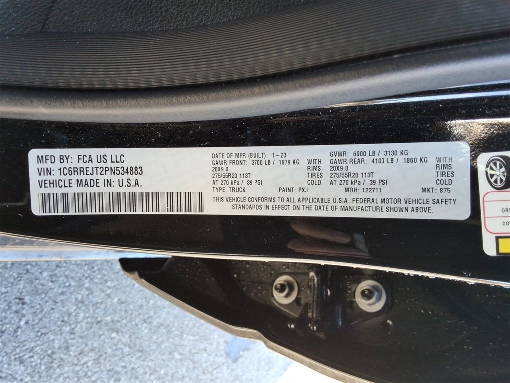 2023 RAM 1500 Laramie Crew Cab 4x2 5'7" Box