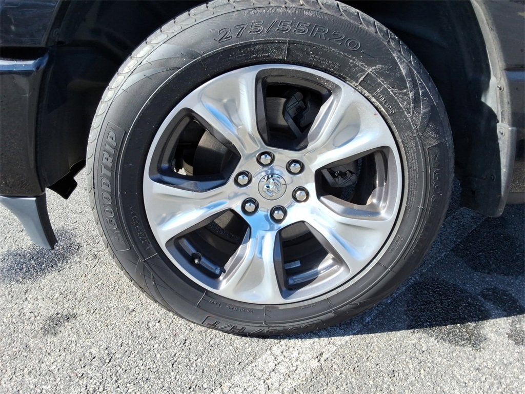 2023 RAM 1500 Laramie Crew Cab 4x2 5'7" Box