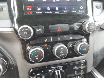 2021 RAM 1500 Big Horn Crew Cab 4x4 5'7" Box
