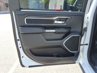 2022 RAM 1500 Laramie Crew Cab 4x4 5'7" Box