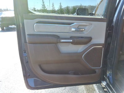 2022 RAM 1500 Laramie Crew Cab 4x4 5'7" Box