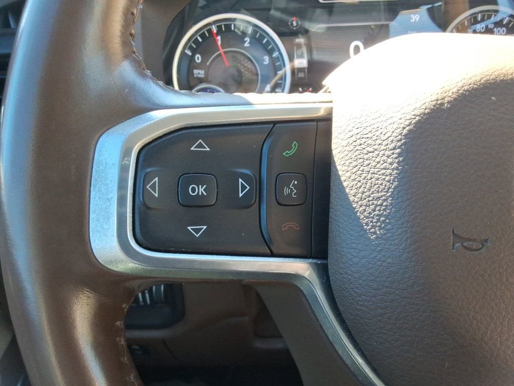 2022 RAM 1500 Laramie Crew Cab 4x4 5'7" Box