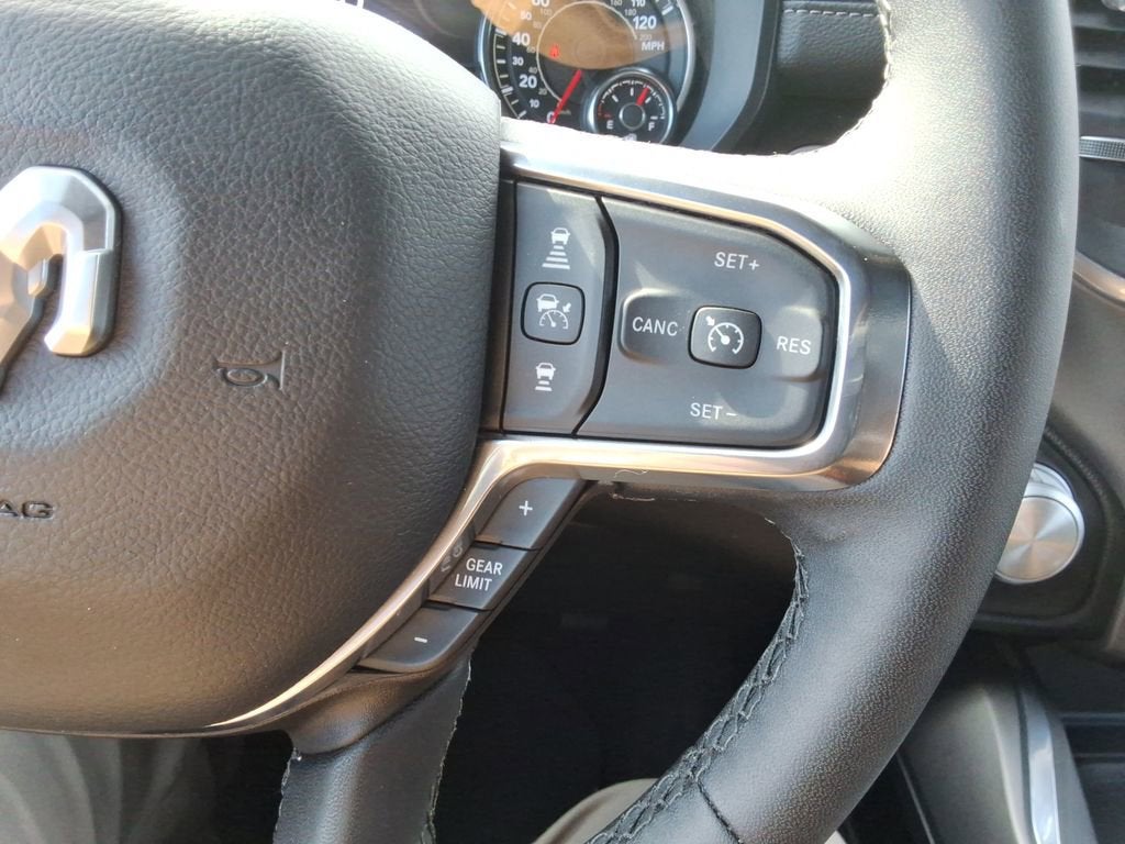 2025 RAM 1500 Laramie Crew Cab 4x4 5'7" Box