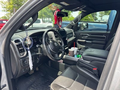 2020 RAM 1500 Laramie Crew Cab 4x4 5'7" Box