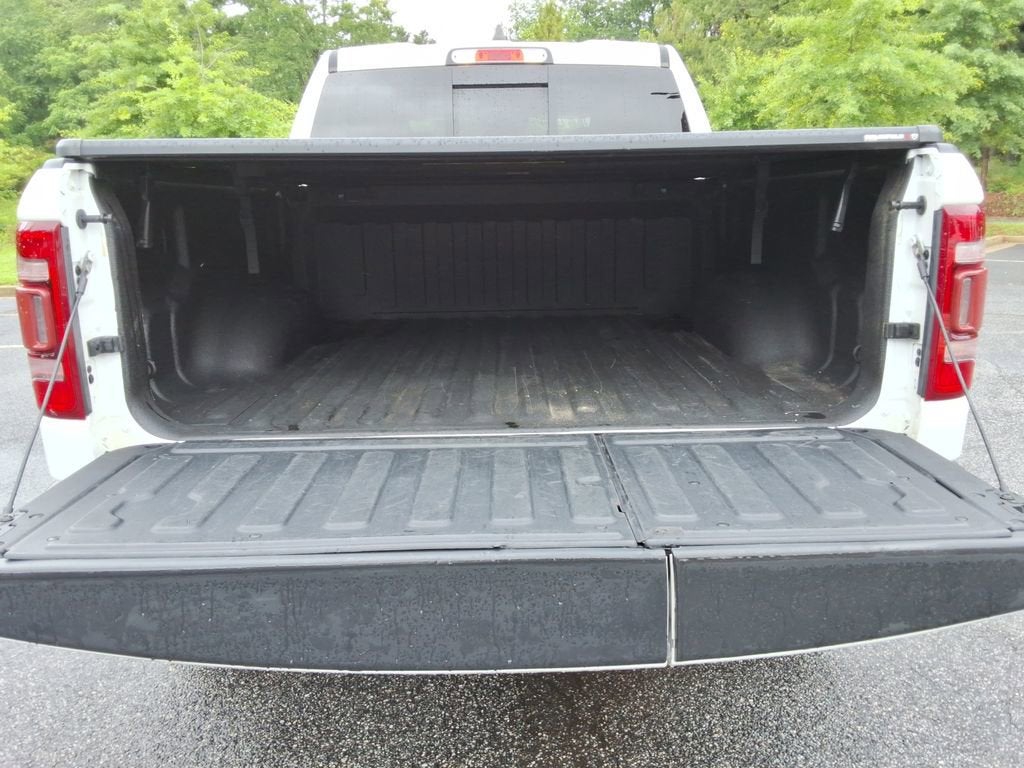 2020 RAM 1500 Laramie Longhorn Crew Cab 4x4 5'7" Box