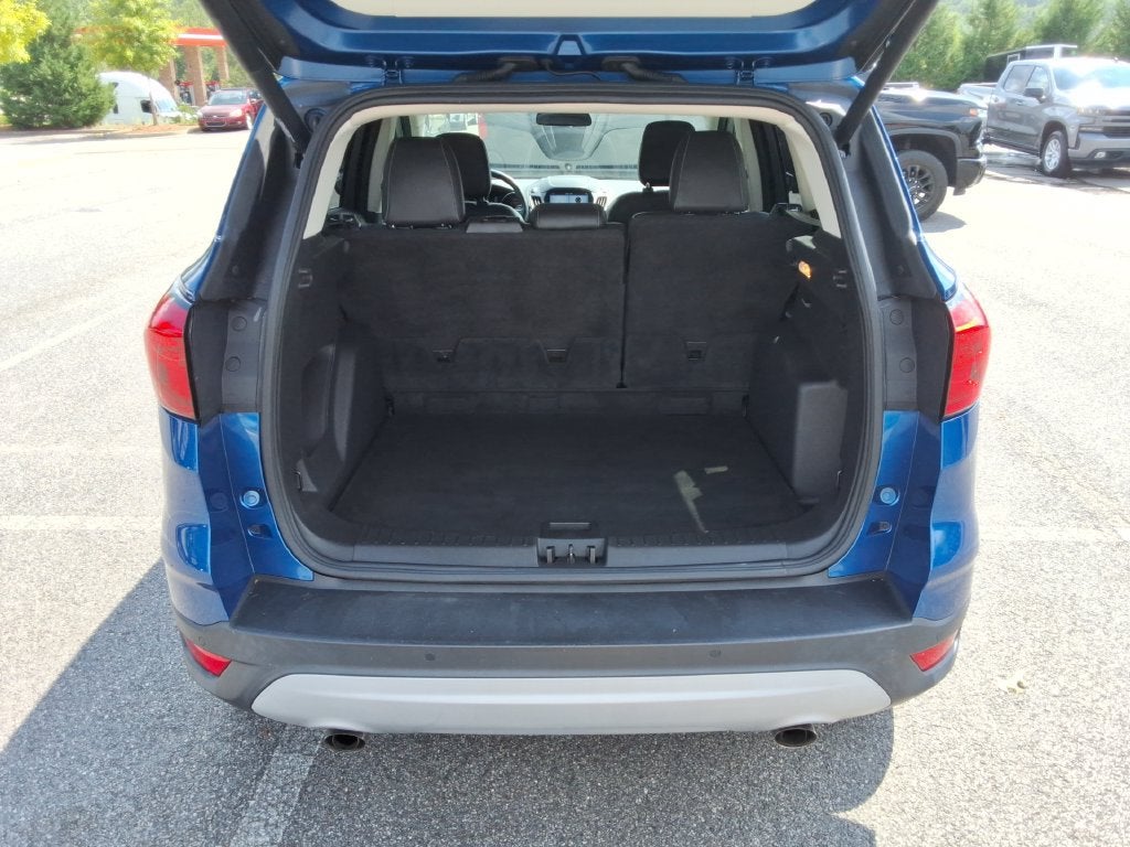 2019 Ford Escape SEL - Photo 16