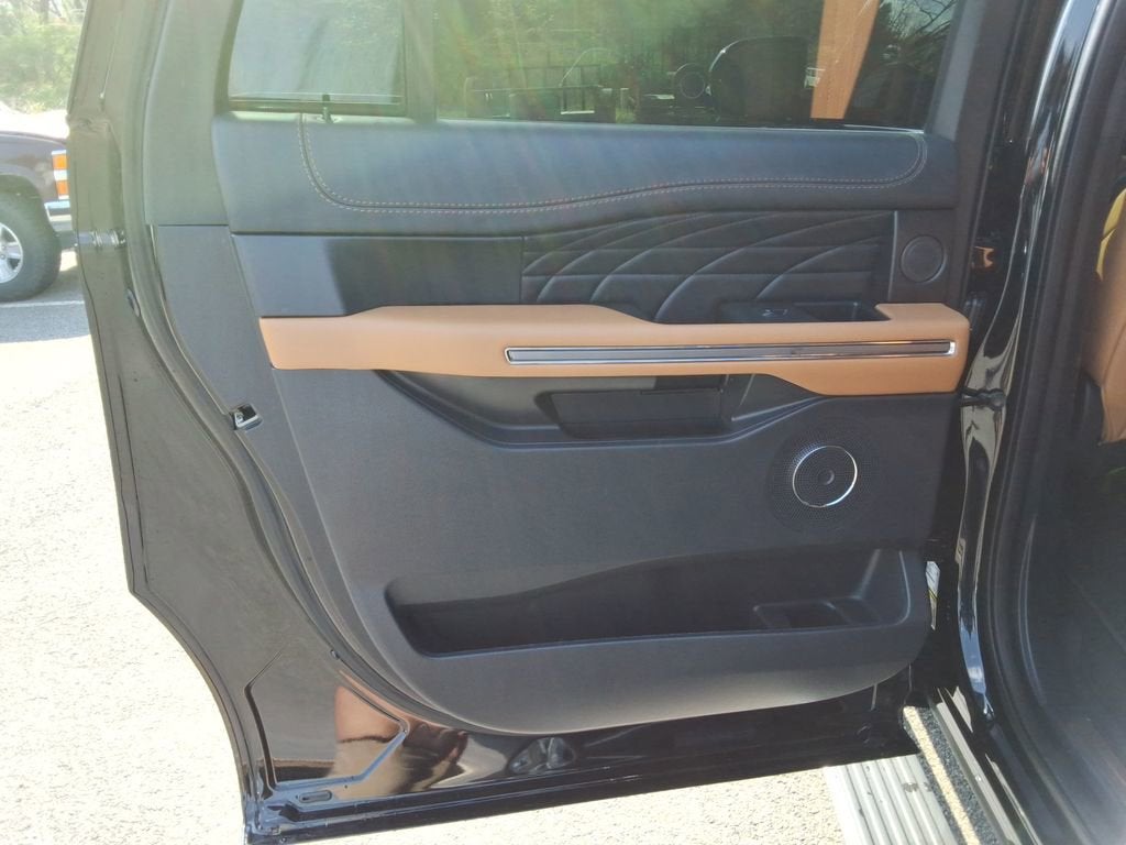 2023 Ford Expedition Platinum MAX