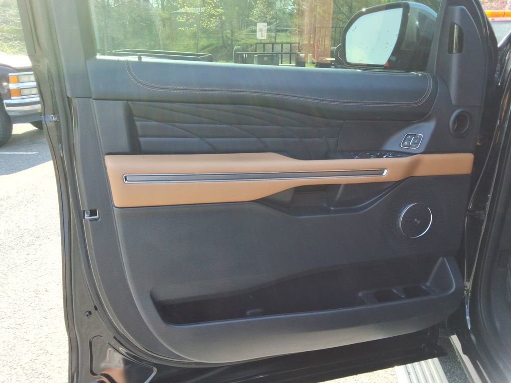 2023 Ford Expedition Platinum MAX