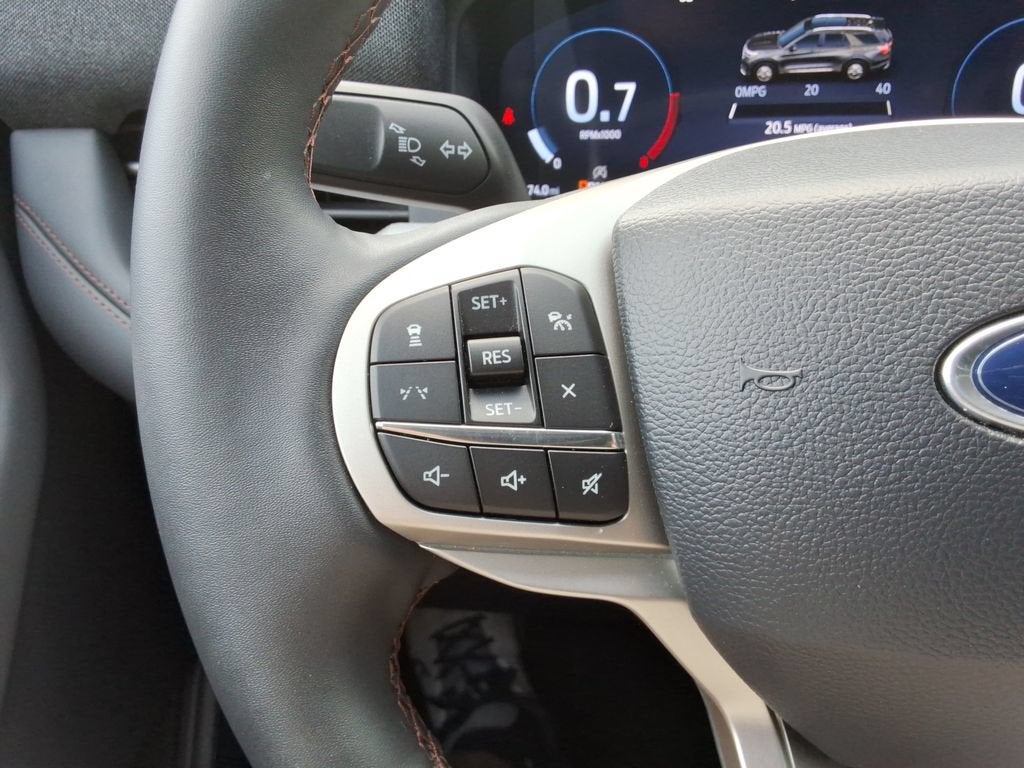 2025 Ford Explorer Active