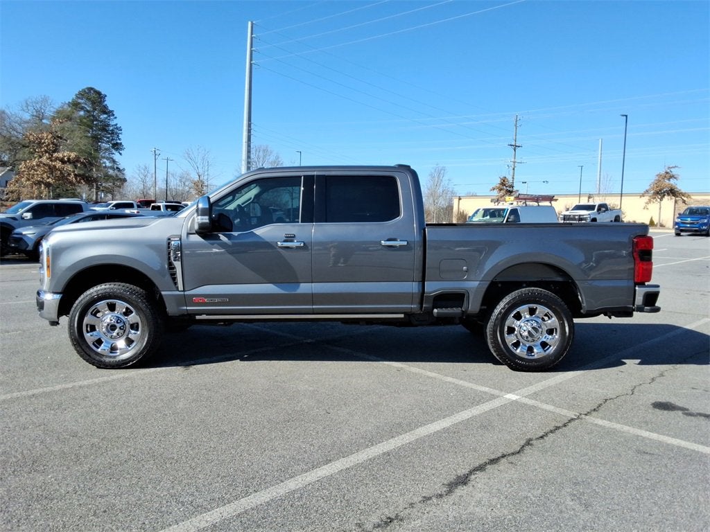 2025 Ford F-250 LARIAT