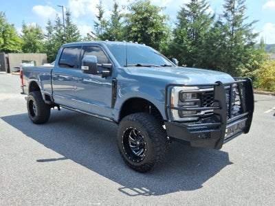 2023 Ford F-250 LARIAT