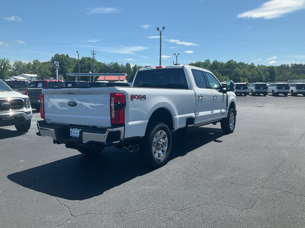 2026 Ford F-350 LARIAT