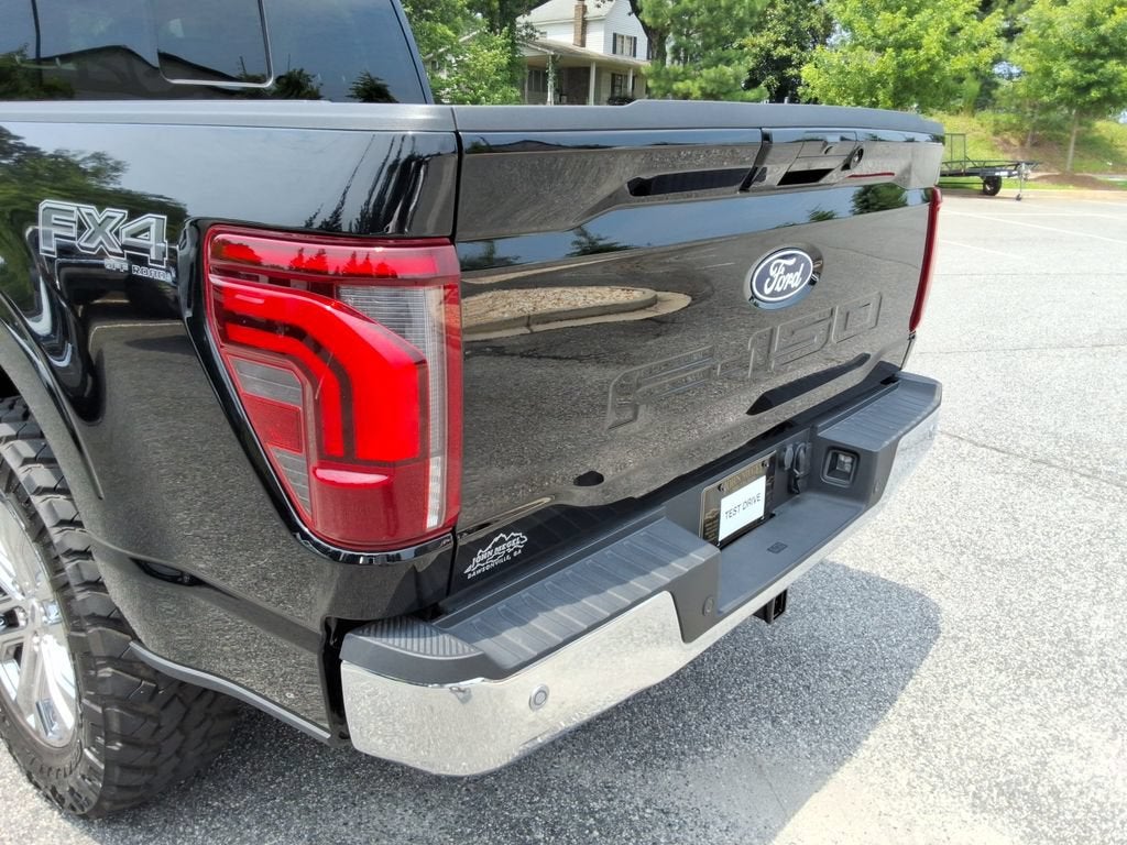 2025 Ford F-150 Lariat - Photo 15