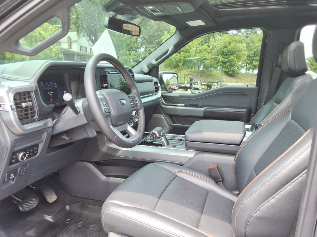 2025 Ford F-150 Lariat - Photo 23
