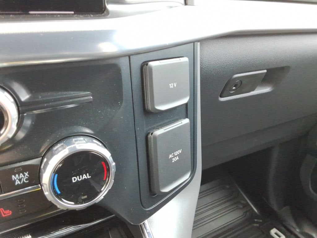 2025 Ford F-150 Lariat - Photo 39