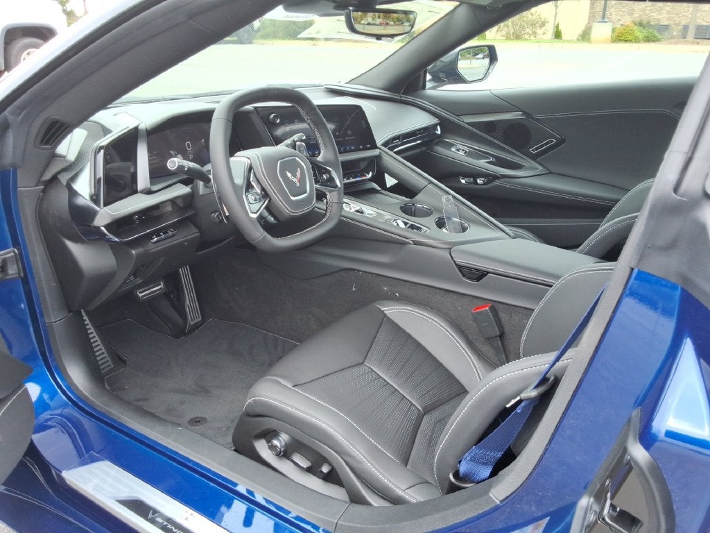 2027 Chevrolet Corvette Stingray 2LT