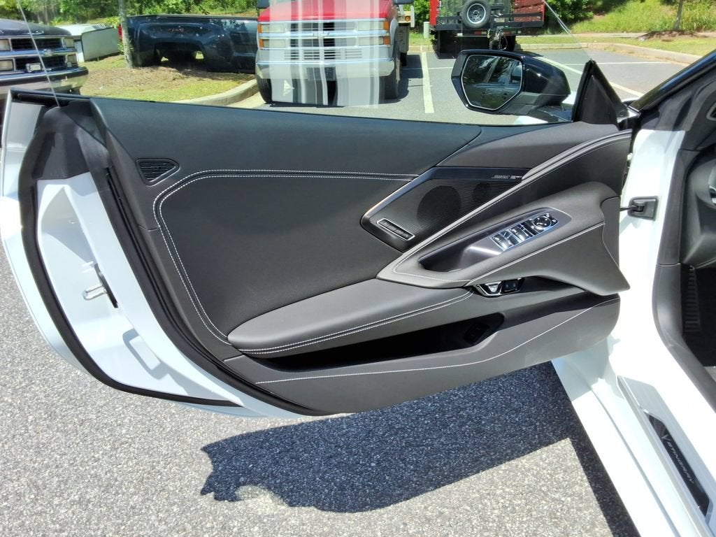 2027 Chevrolet Corvette Stingray 2LT