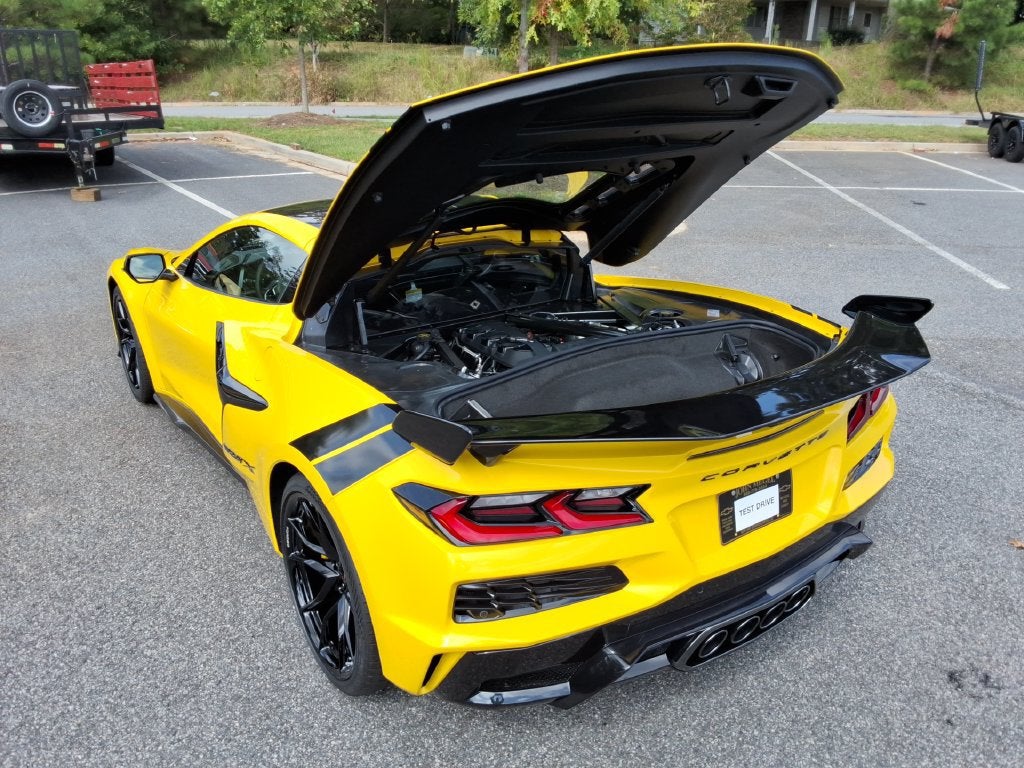 2027 Chevrolet Corvette Grand Sport X 2LT