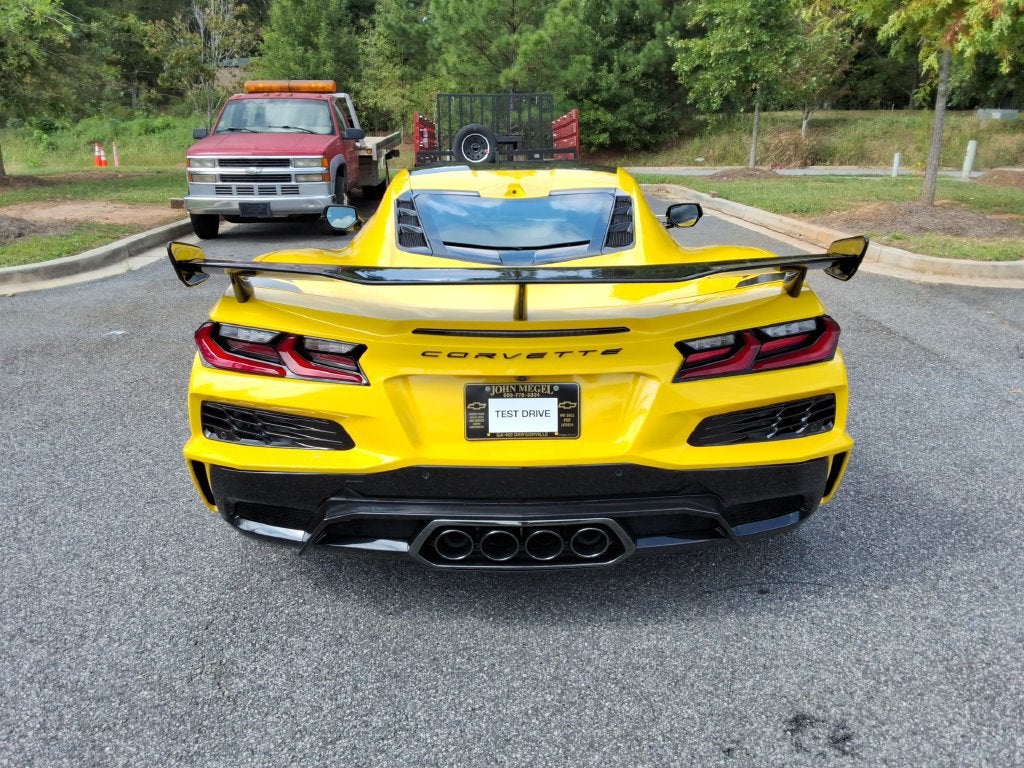 2027 Chevrolet Corvette Grand Sport X 2LT