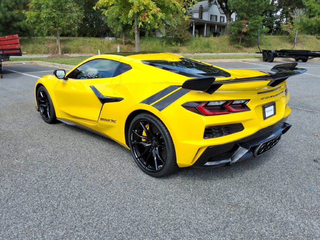 2027 Chevrolet Corvette Grand Sport X 2LT
