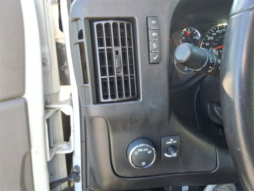 2021 Chevrolet Express Cutaway 3500 Work Van