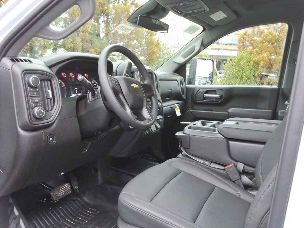 2026 Chevrolet Silverado 3500 HD WT DRW