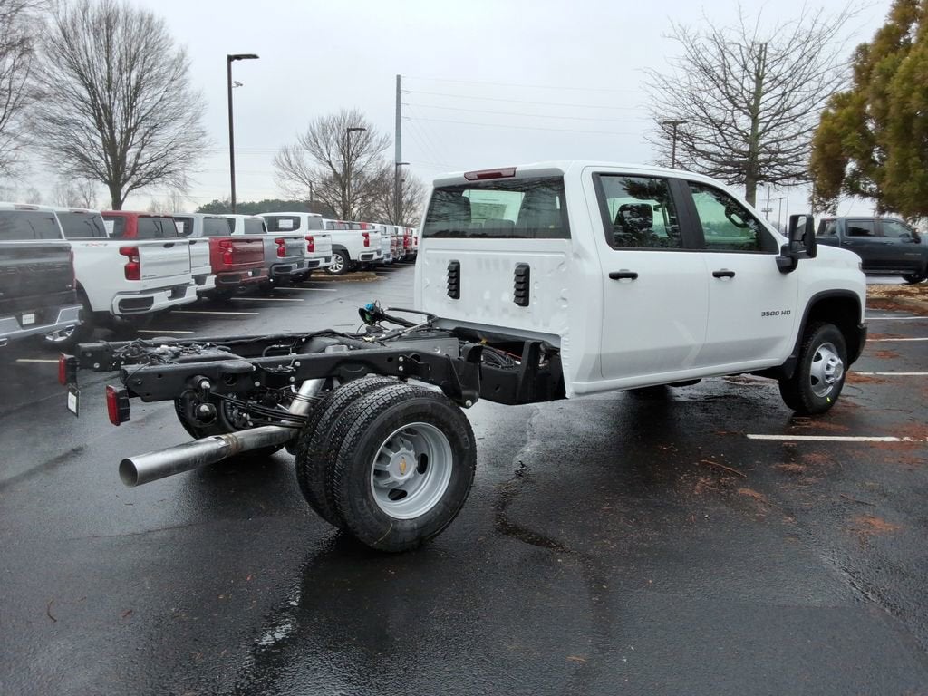 2026 Chevrolet Silverado 3500 HD WT DRW