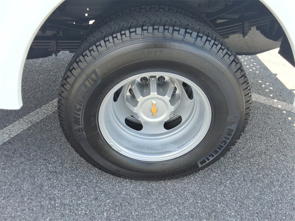 2025 Chevrolet Silverado 3500 HD Chassis Cab Work Truck